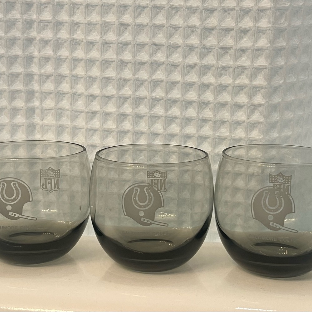 Smoked Gray Baltimore Colts NFL Helmet Etched Stemless Glasses - Set of 3